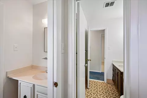 Entry Way - 8 Kerwood Ct, Silver Spring, MD 20904 photo 1 of 2
