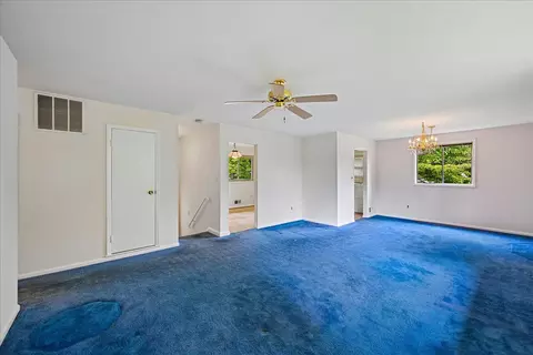 Living - 8 Kerwood Ct, Silver Spring, MD 20904 photo 2 of 6