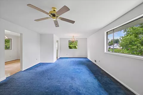 Living - 8 Kerwood Ct, Silver Spring, MD 20904 photo 3 of 6