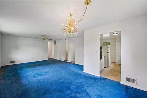 Living - 8 Kerwood Ct, Silver Spring, MD 20904 photo 4 of 6