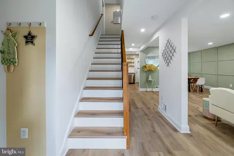 Entry Way - 8802 2nd Ave, Silver Spring, MD 20910 photo 1 of 8