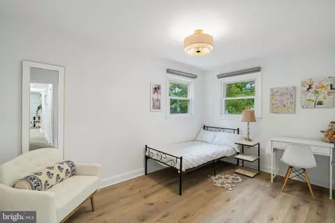 Bedroom - 8802 2nd Ave, Silver Spring, MD 20910 photo 1 of 5