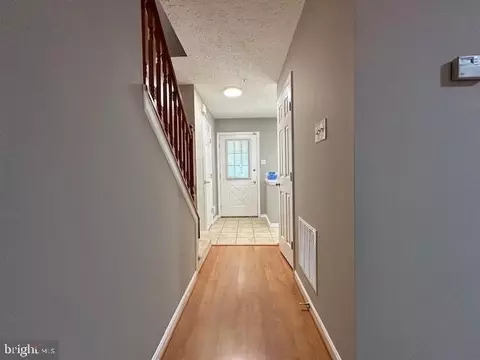 Entry Way - 20527 Lowfield Dr, Germantown, MD 20874 photo 2 of 11