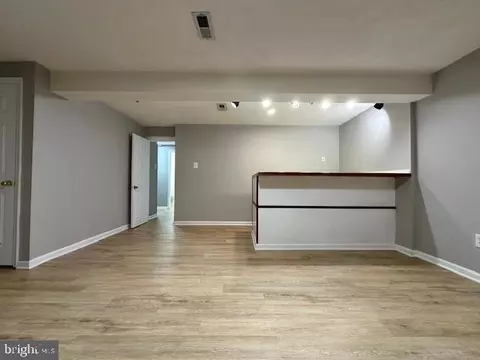 Living - 20527 Lowfield Dr, Germantown, MD 20874 photo 7 of 12