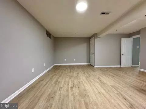 Living - 20527 Lowfield Dr, Germantown, MD 20874 photo 12 of 12