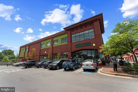 Exterior - 930 Wayne Ave #610, Silver Spring, MD 20910 photo 6 of 8