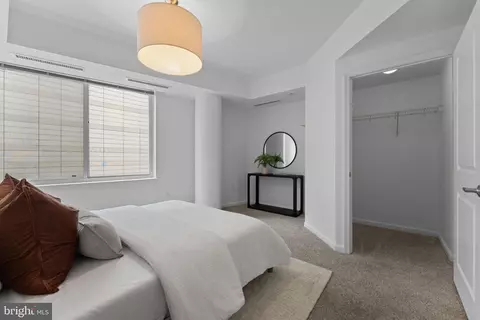 Bedroom - 930 Wayne Ave #610, Silver Spring, MD 20910 photo 3 of 5