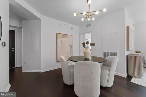 Dining - 930 Wayne Ave #610, Silver Spring, MD 20910 photo 2 of 2