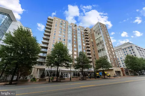 930 Wayne Ave #610, Silver Spring, MD 20910