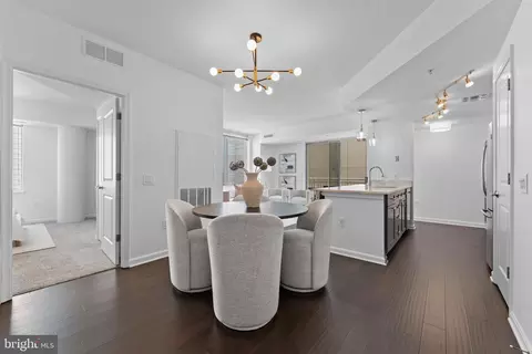 Dining - 930 Wayne Ave #610, Silver Spring, MD 20910 photo 1 of 2
