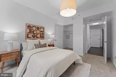 Bedroom - 930 Wayne Ave #610, Silver Spring, MD 20910 photo 5 of 5