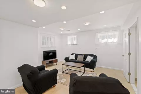 Living - 8808 Leonard Dr, Silver Spring, MD 20910 photo 2 of 2