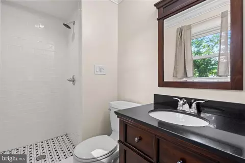 Bath - 8808 Leonard Dr, Silver Spring, MD 20910 photo 1 of 3