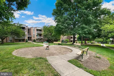 Exterior - 2305 Greenery Ln #102-3, Silver Spring, MD 20906 photo 5 of 6