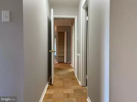 Entry Way - 2305 Greenery Ln #102-3, Silver Spring, MD 20906 photo 2 of 3
