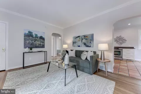Living - 615 Gist Ave, Silver Spring, MD 20910 photo 2 of 3