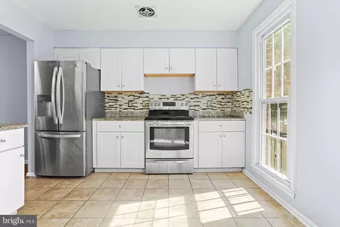 Kitchen - 2015 Featherwood St, Silver Spring, MD 20904 photo 4 of 4
