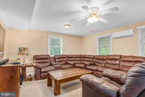 12108 Grandview Ave, Silver Spring, MD 20902 photo 17