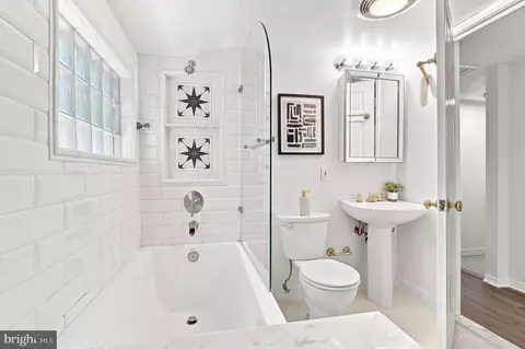 Bath - 710 Dryden St, Silver Spring, MD 20901 photo 2 of 2