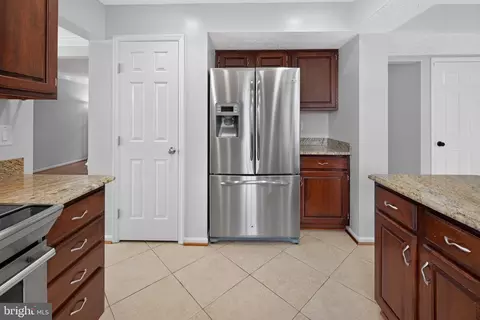 Other - 8 Shipwright Ct, Gaithersburg, MD 20877 photo 2 of 26