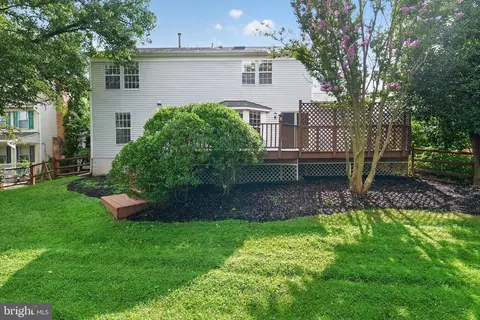 Exterior - 8 Shipwright Ct, Gaithersburg, MD 20877 photo 10 of 13