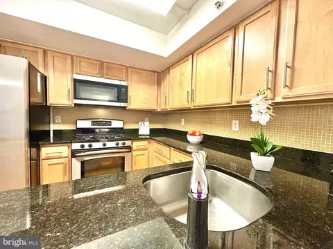 Kitchen - 7923 Eastern Ave #404, Silver Spring, MD 20910 photo 2 of 4