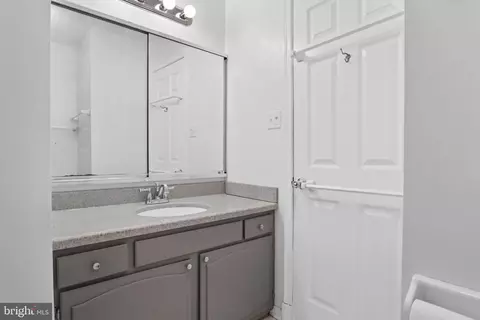 Bath - 1910 Agate Dr, Silver Spring, MD 20904 photo 4 of 5