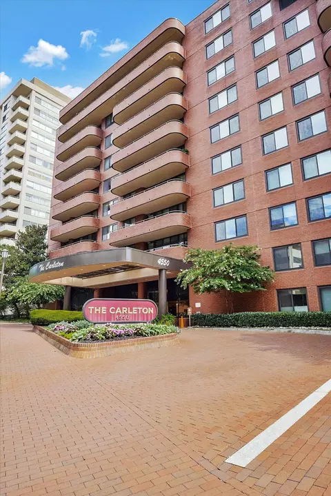 4550 N Park Ave N #405, Chevy Chase, MD 20815