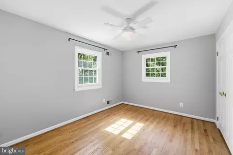 Bedroom - 14303 Northwyn Dr, Silver Spring, MD 20904 photo 7 of 10