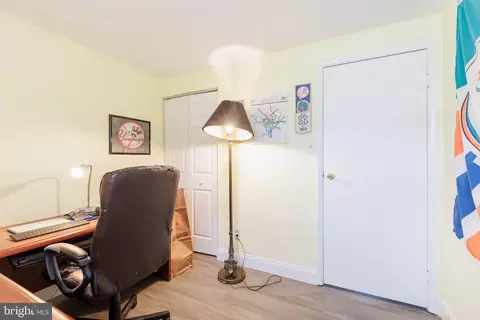 Bedroom - 17673 Kohlhoss Rd, Poolesville, MD 20837 photo 5 of 5