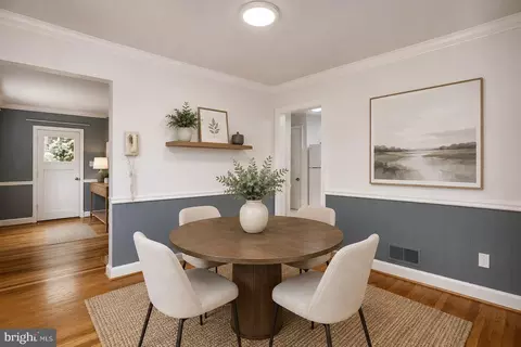 Dining - 9906 Sidney Rd, Silver Spring, MD 20901 photo 1 of 1