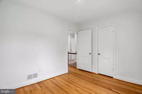 Bedroom - 9906 Sidney Rd, Silver Spring, MD 20901 photo 3 of 5