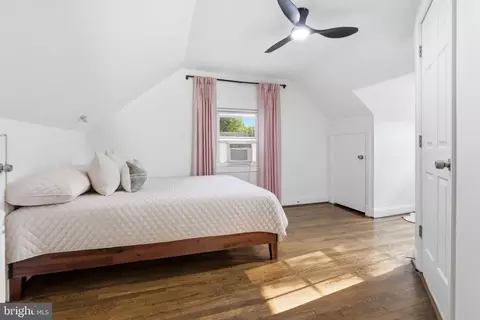 Bedroom - 10419 Grandin Rd, Silver Spring, MD 20902 photo 5 of 9