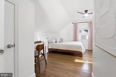 Bedroom - 10419 Grandin Rd, Silver Spring, MD 20902 photo 4 of 9