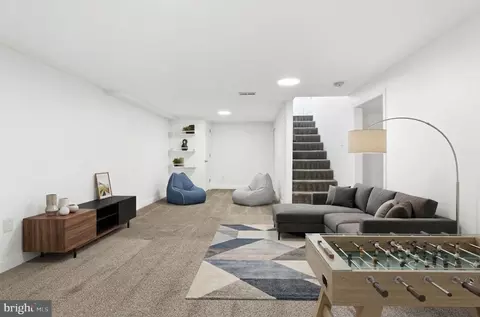Living - 10419 Grandin Rd, Silver Spring, MD 20902 photo 2 of 3
