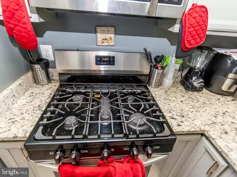 Kitchen - 3934 Bel Pre Rd #3934-2, Silver Spring, MD 20906 photo 3 of 3