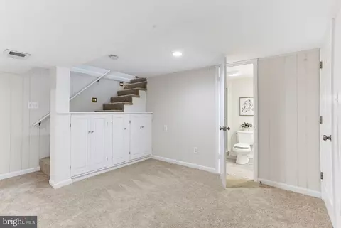 Entry Way - 11517 Soward Dr, Silver Spring, MD 20902 photo 2 of 3