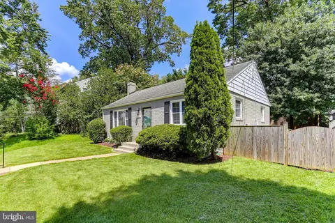 Exterior - 11517 Soward Dr, Silver Spring, MD 20902 photo 3 of 8