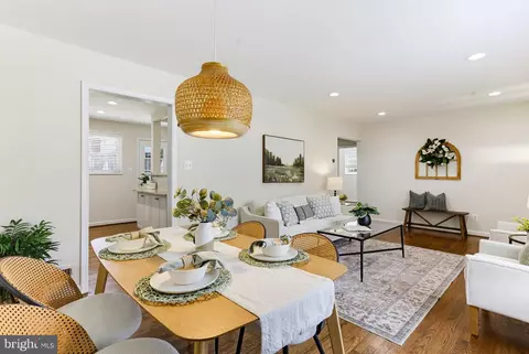 Dining - 11517 Soward Dr, Silver Spring, MD 20902 photo 1 of 2