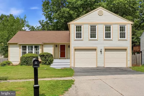Exterior - 18007 Silver Leaf Dr, Gaithersburg, MD 20877 photo 2 of 20