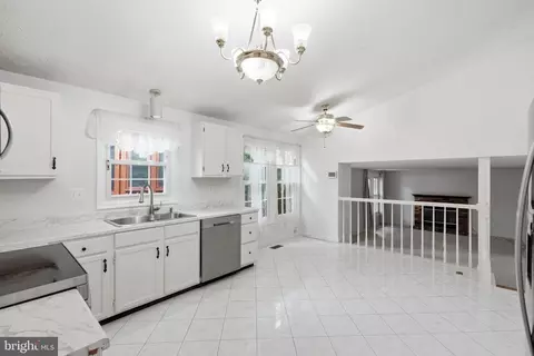 Other - 18007 Silver Leaf Dr, Gaithersburg, MD 20877 photo 4 of 16