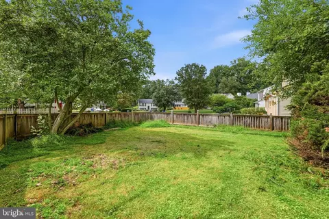 Exterior - 18007 Silver Leaf Dr, Gaithersburg, MD 20877 photo 16 of 20