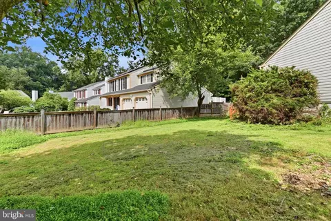 Exterior - 18007 Silver Leaf Dr, Gaithersburg, MD 20877 photo 14 of 20