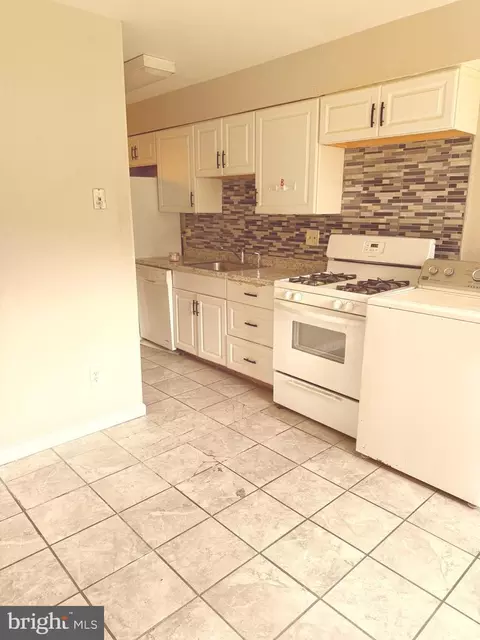 Kitchen - 9903 Blundon Dr #6-101, Silver Spring, MD 20902 photo 3 of 3