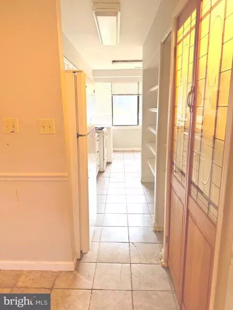 Entry Way - 9903 Blundon Dr #6-101, Silver Spring, MD 20902 photo 1 of 6