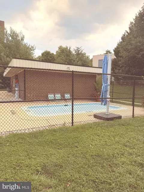Exterior - 9903 Blundon Dr #6-101, Silver Spring, MD 20902 photo 4 of 6