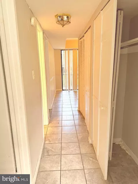Entry Way - 9903 Blundon Dr #6-101, Silver Spring, MD 20902 photo 2 of 6