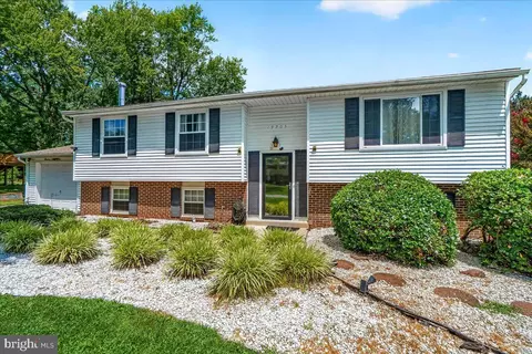 Exterior - 19205 Walters Ave, Poolesville, MD 20837 photo 6 of 25