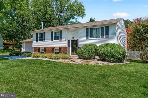Exterior - 19205 Walters Ave, Poolesville, MD 20837 photo 4 of 25