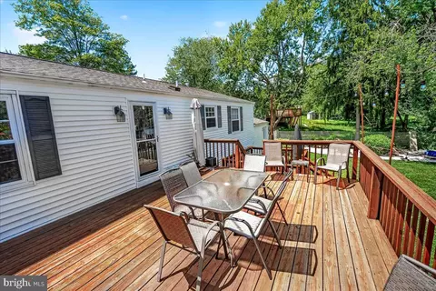 Exterior - 19205 Walters Ave, Poolesville, MD 20837 photo 21 of 25